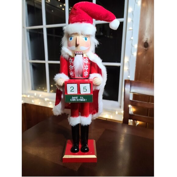 Santa Christmas Nutcracker Soldier Wooden Statue Holiday Decor Table Decoration - Picture 2 of 12